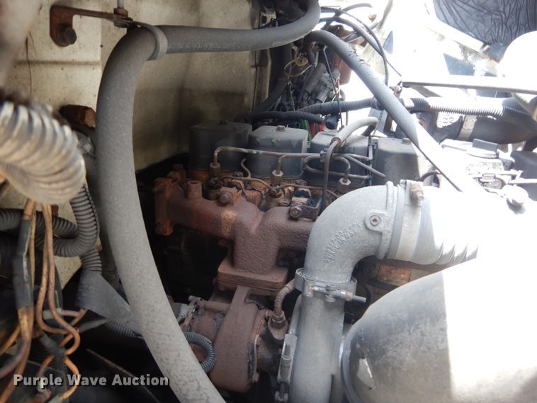 image for item IT9077 1996 Freightliner FL70  dump truck