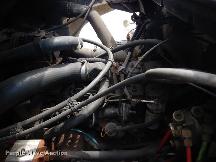 image for item IT9077 1996 Freightliner FL70  dump truck