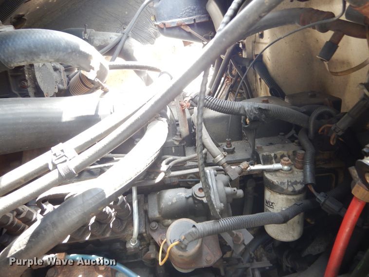 image for item IT9077 1996 Freightliner FL70  dump truck