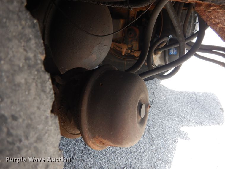 image for item IT9077 1996 Freightliner FL70  dump truck