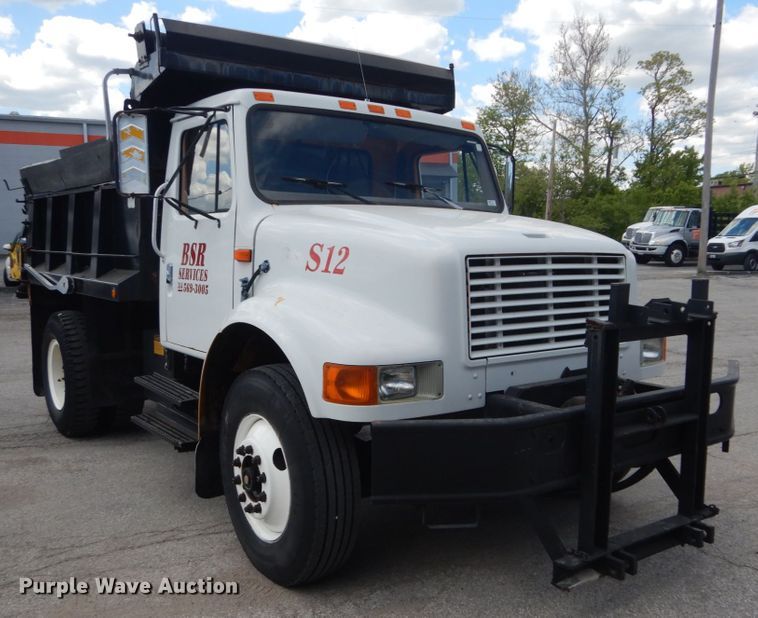 image for item IT9078 1997 International 4700  dump truck
