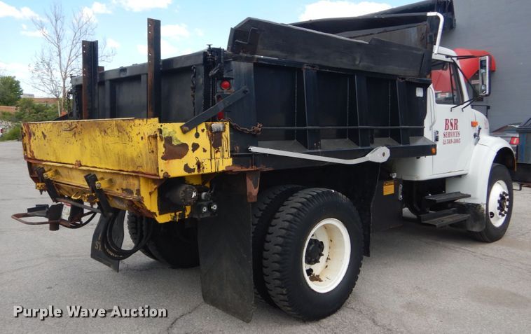 image for item IT9078 1997 International 4700  dump truck