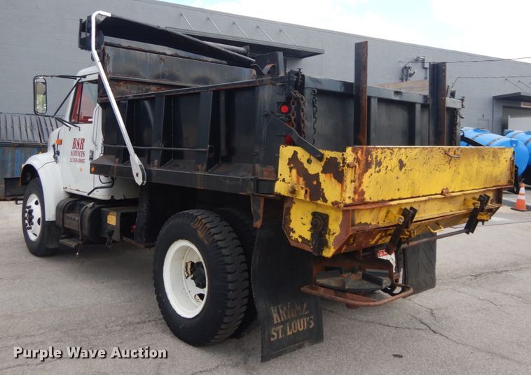 image for item IT9078 1997 International 4700  dump truck