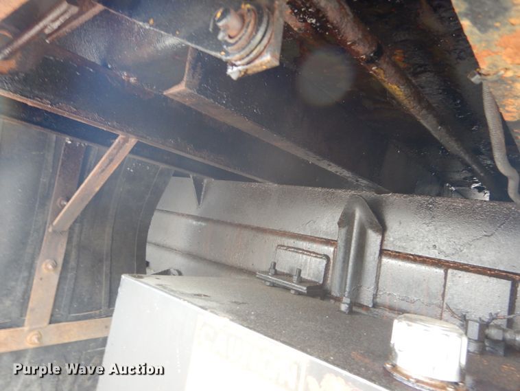 image for item IT9078 1997 International 4700  dump truck