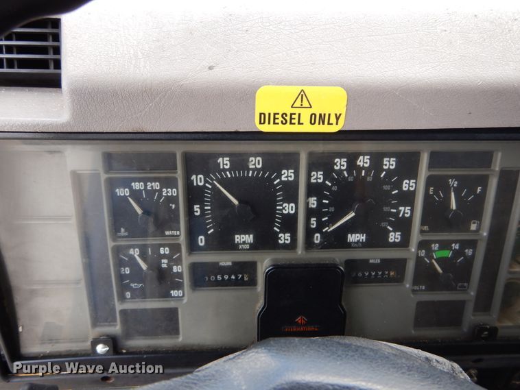 image for item IT9078 1997 International 4700  dump truck