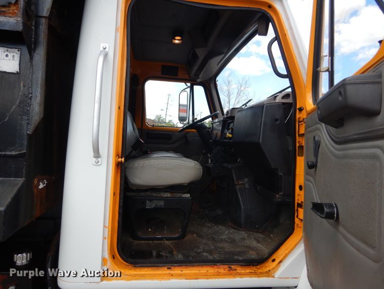 image for item IT9078 1997 International 4700  dump truck