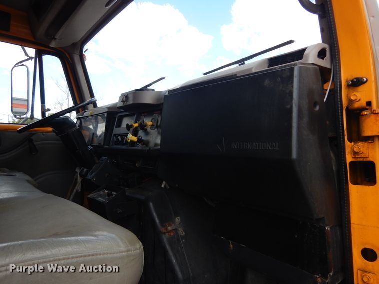 image for item IT9078 1997 International 4700  dump truck