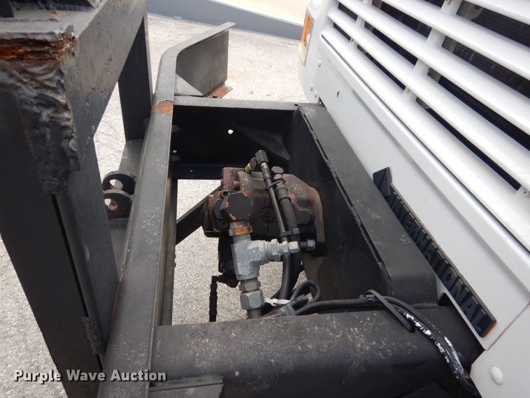 image for item IT9078 1997 International 4700  dump truck