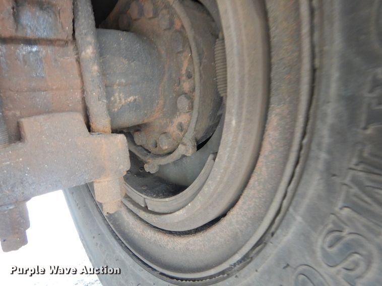 image for item IT9078 1997 International 4700  dump truck