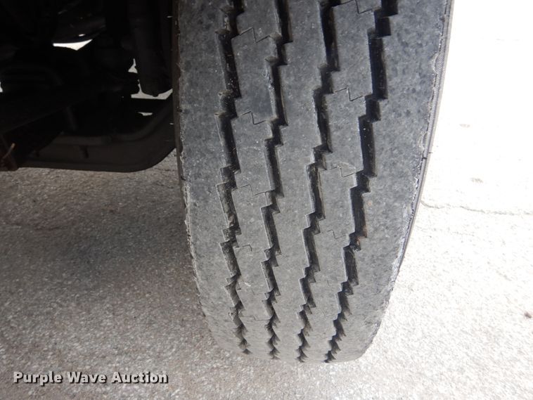 image for item IT9078 1997 International 4700  dump truck