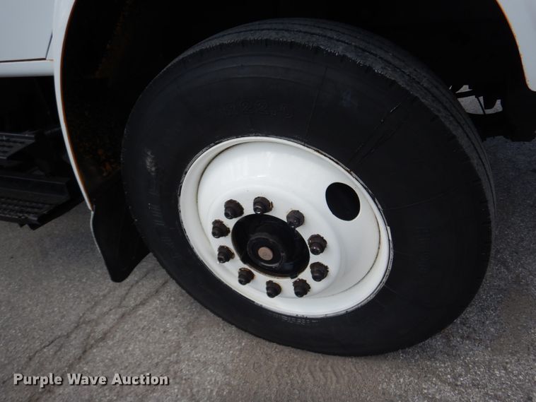 image for item IT9078 1997 International 4700  dump truck