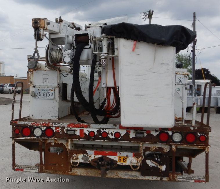 image for item IT9098 2008 International Dura Star 4400  bucket truck