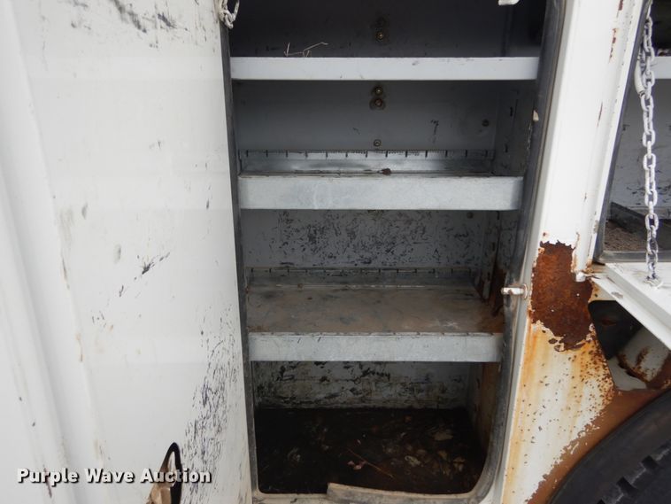 image for item IT9098 2008 International Dura Star 4400  bucket truck