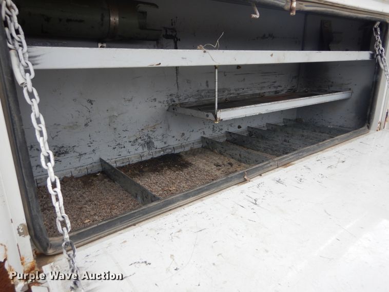 image for item IT9098 2008 International Dura Star 4400  bucket truck