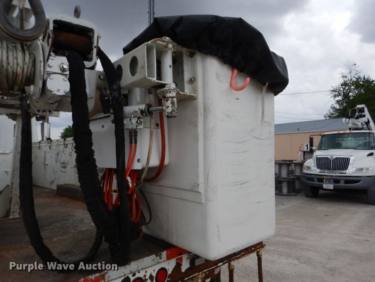 image for item IT9098 2008 International Dura Star 4400  bucket truck