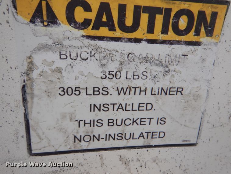 image for item IT9098 2008 International Dura Star 4400  bucket truck