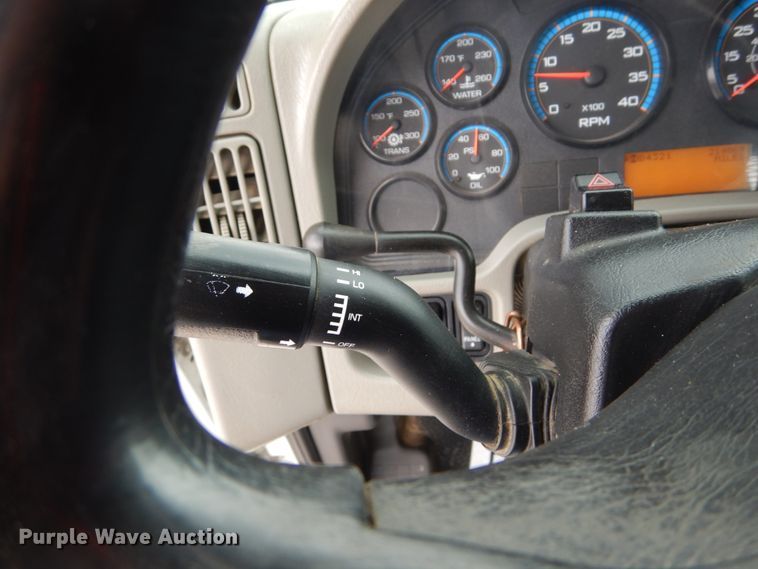 image for item IT9098 2008 International Dura Star 4400  bucket truck