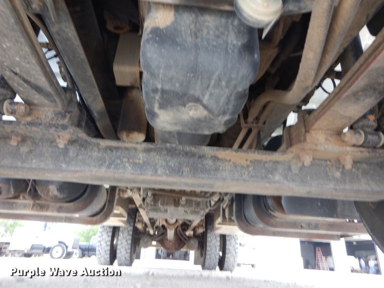 image for item IT9098 2008 International Dura Star 4400  bucket truck