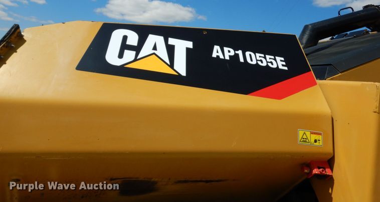 image for item IT9284 2012 Caterpillar AP1055E  paver