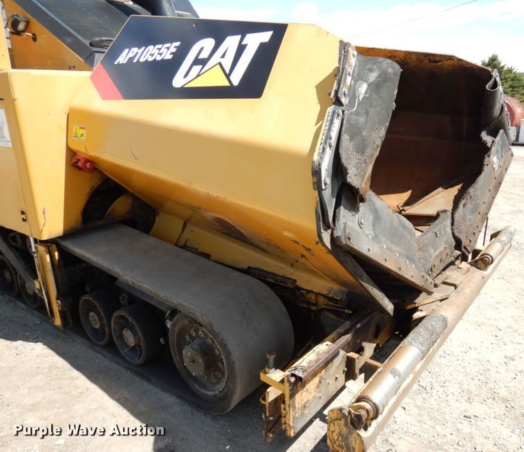 image for item IT9284 2012 Caterpillar AP1055E  paver