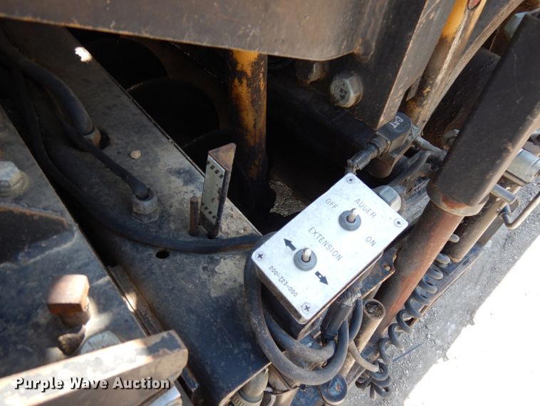 image for item IT9284 2012 Caterpillar AP1055E  paver