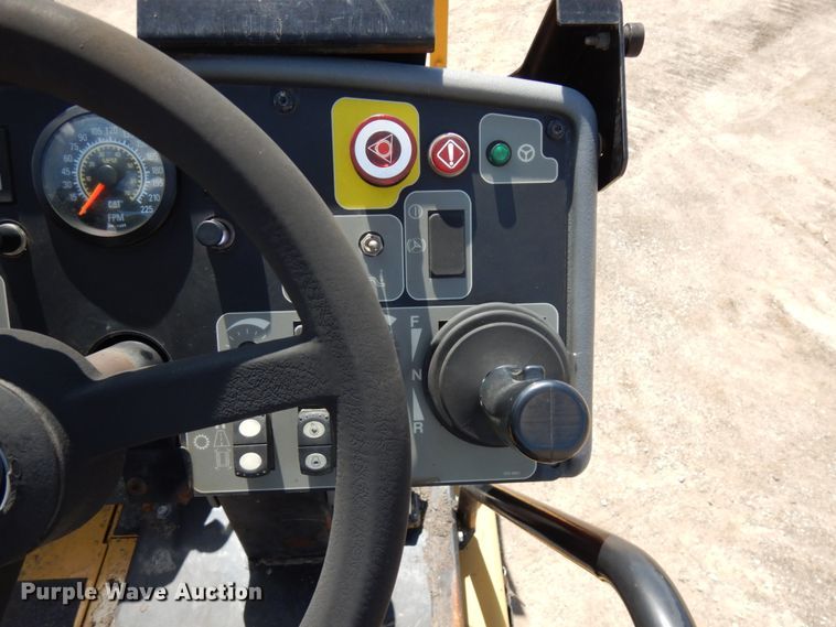 image for item IT9284 2012 Caterpillar AP1055E  paver