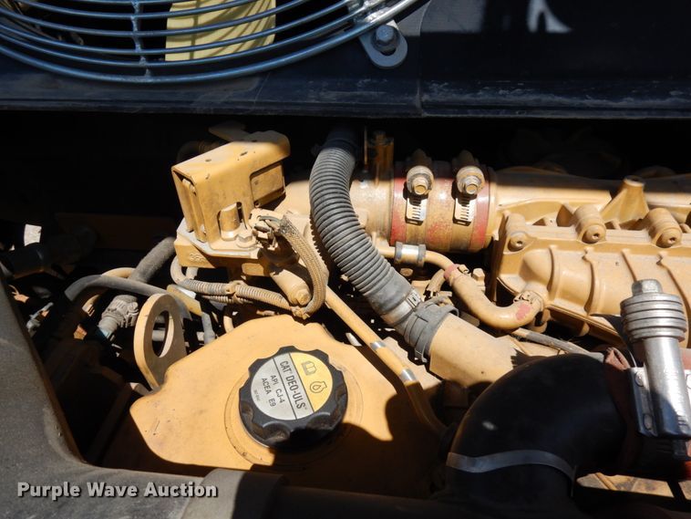 image for item IT9284 2012 Caterpillar AP1055E  paver