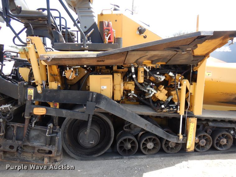 image for item IT9284 2012 Caterpillar AP1055E  paver