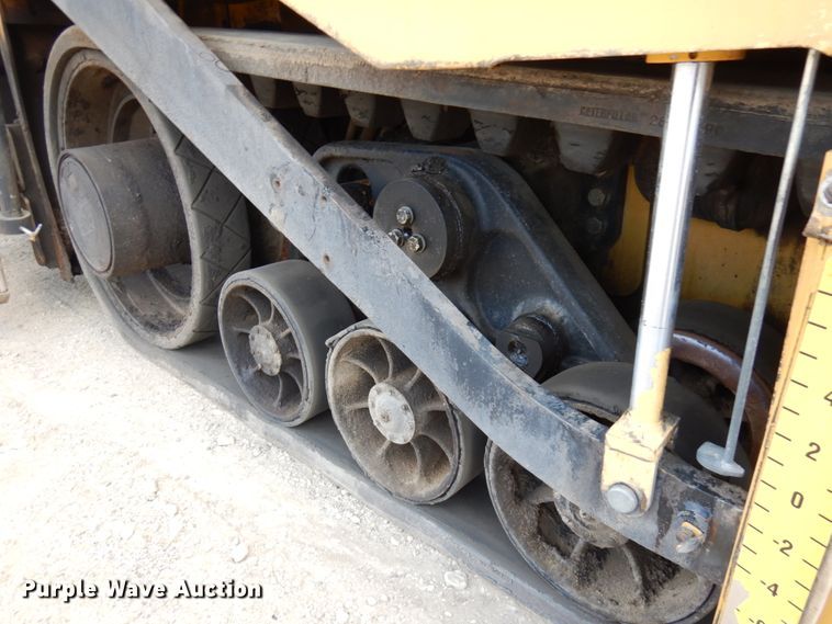 image for item IT9284 2012 Caterpillar AP1055E  paver