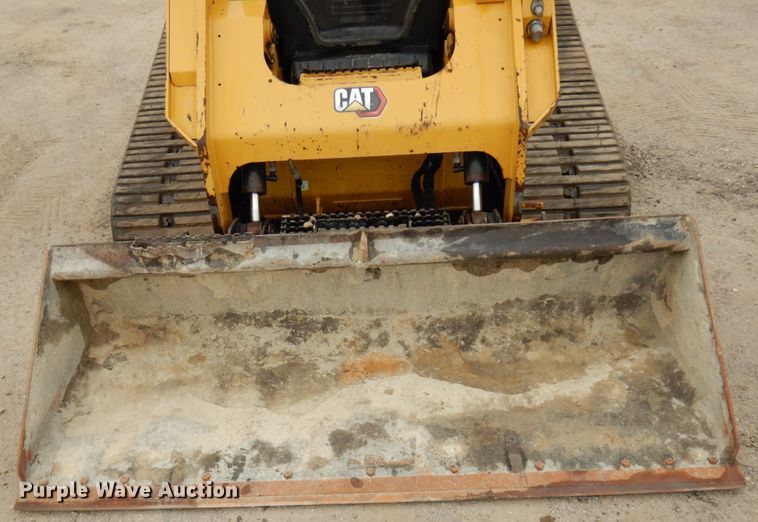 image for item IT9285 2019 Caterpillar 279D3  tracked skid steer loader