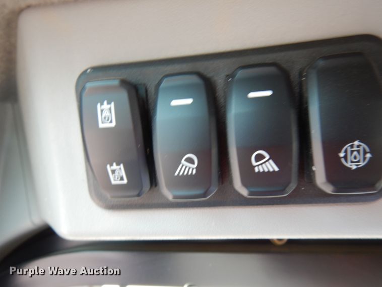 image for item IT9285 2019 Caterpillar 279D3  tracked skid steer loader