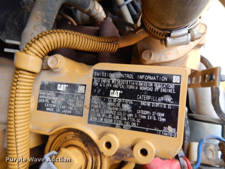 image for item IT9285 2019 Caterpillar 279D3  tracked skid steer loader