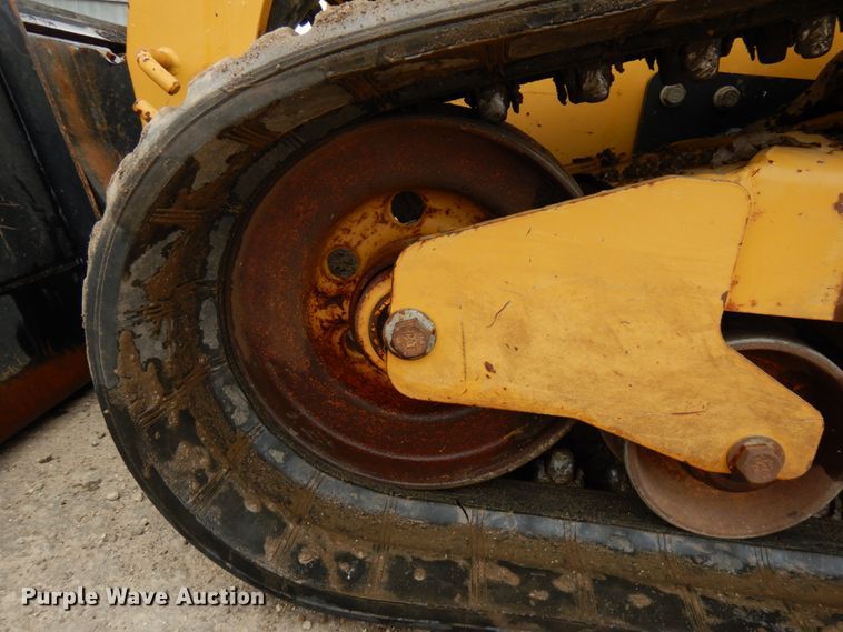 image for item IT9285 2019 Caterpillar 279D3  tracked skid steer loader