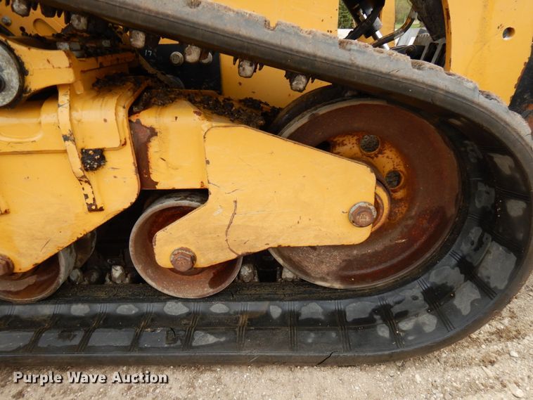 image for item IT9285 2019 Caterpillar 279D3  tracked skid steer loader