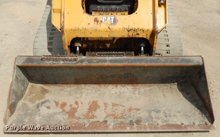 image for item IT9286 2019 Caterpillar 279D3  tracked skid steer loader