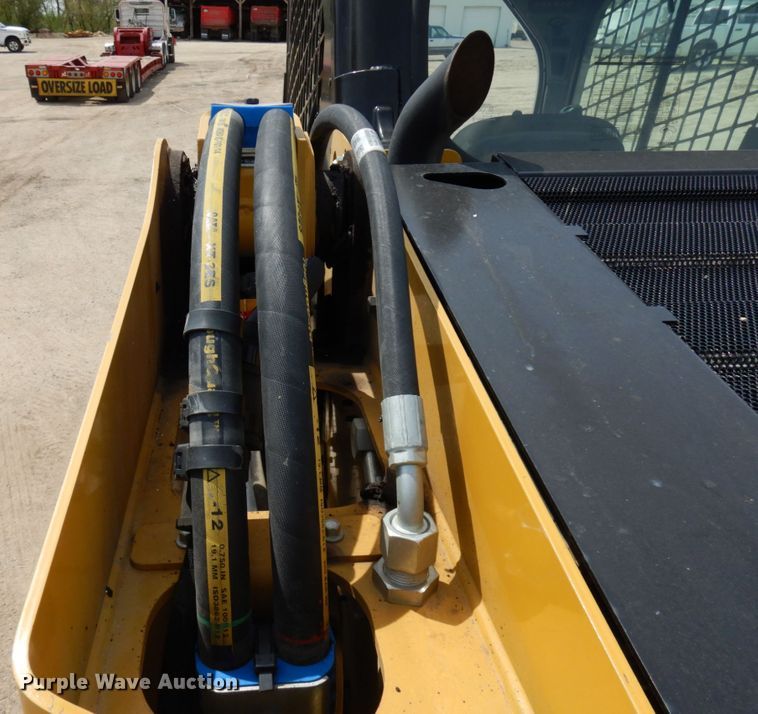 image for item IT9286 2019 Caterpillar 279D3  tracked skid steer loader