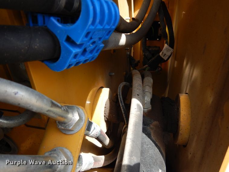 image for item IT9286 2019 Caterpillar 279D3  tracked skid steer loader