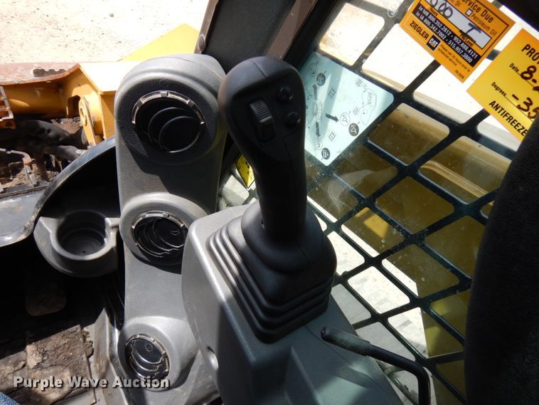 image for item IT9286 2019 Caterpillar 279D3  tracked skid steer loader