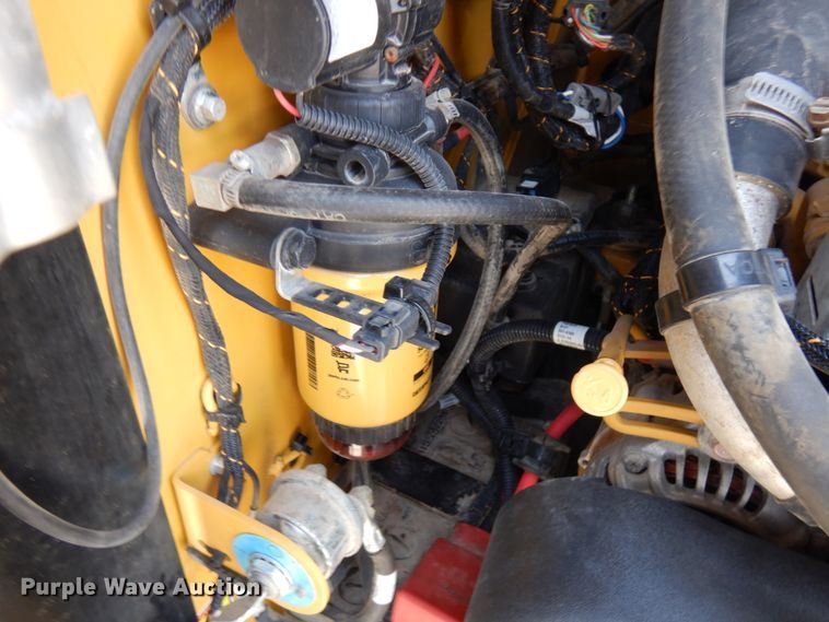 image for item IT9286 2019 Caterpillar 279D3  tracked skid steer loader