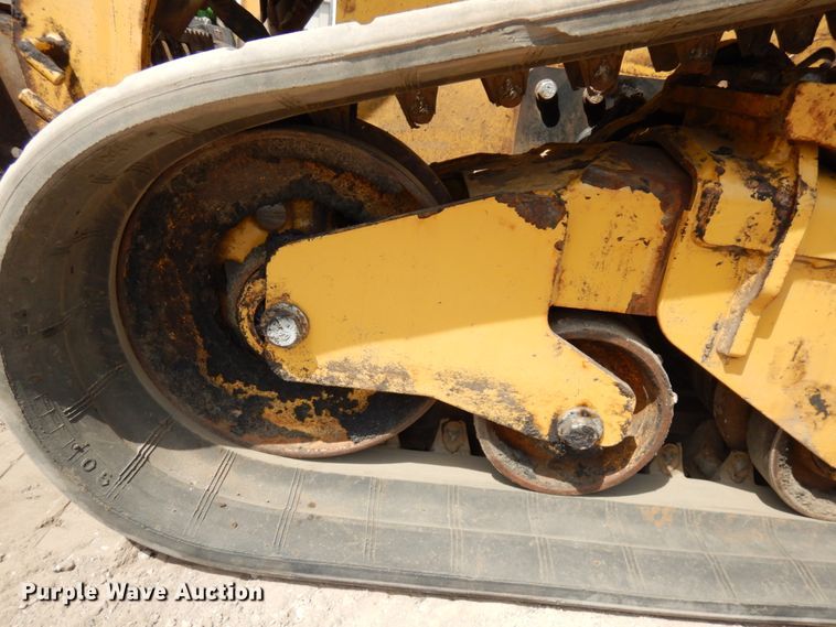 image for item IT9286 2019 Caterpillar 279D3  tracked skid steer loader