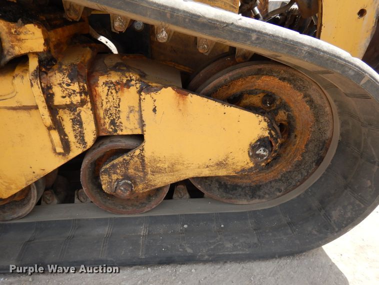 image for item IT9286 2019 Caterpillar 279D3  tracked skid steer loader