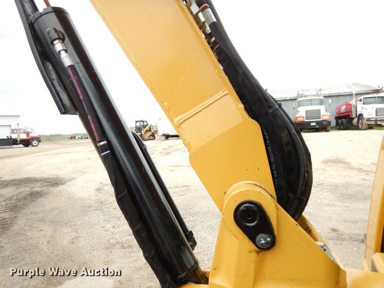 image for item IT9287 2018 Caterpillar 305E2 CR  mini excavator