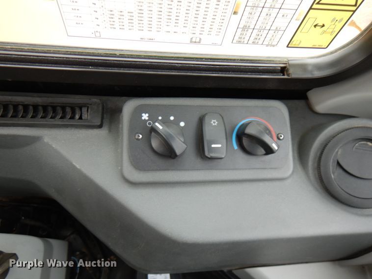 image for item IT9287 2018 Caterpillar 305E2 CR  mini excavator