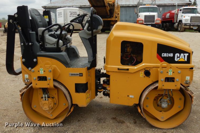 image for item IT9288 2019 Caterpillar CB-24B  double drum vibratory roller