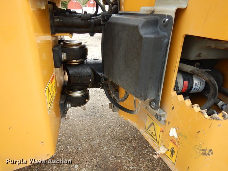 image for item IT9288 2019 Caterpillar CB-24B  double drum vibratory roller