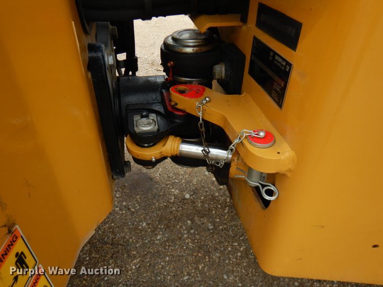 image for item IT9288 2019 Caterpillar CB-24B  double drum vibratory roller