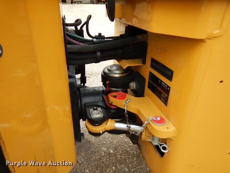 image for item IT9288 2019 Caterpillar CB-24B  double drum vibratory roller