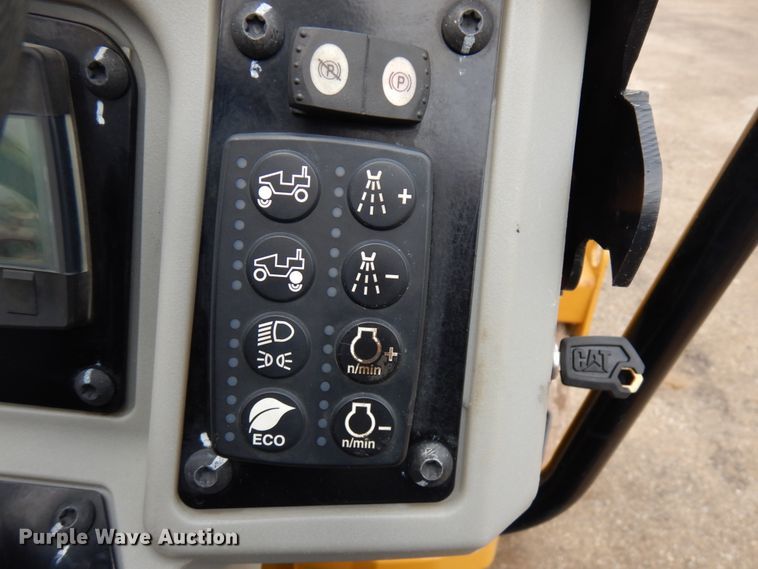 image for item IT9288 2019 Caterpillar CB-24B  double drum vibratory roller