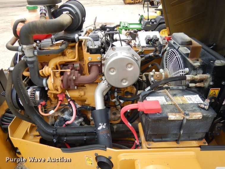 image for item IT9288 2019 Caterpillar CB-24B  double drum vibratory roller