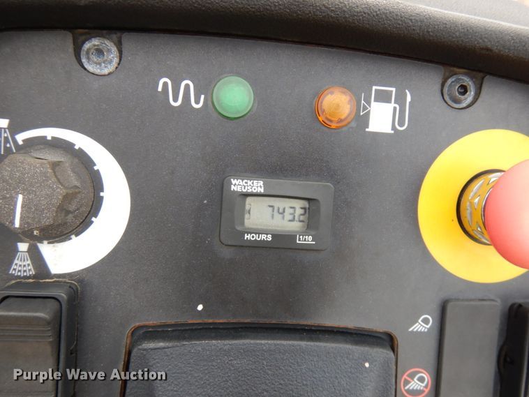 image for item IT9289 Wacker Neuson  double drum vibratory roller